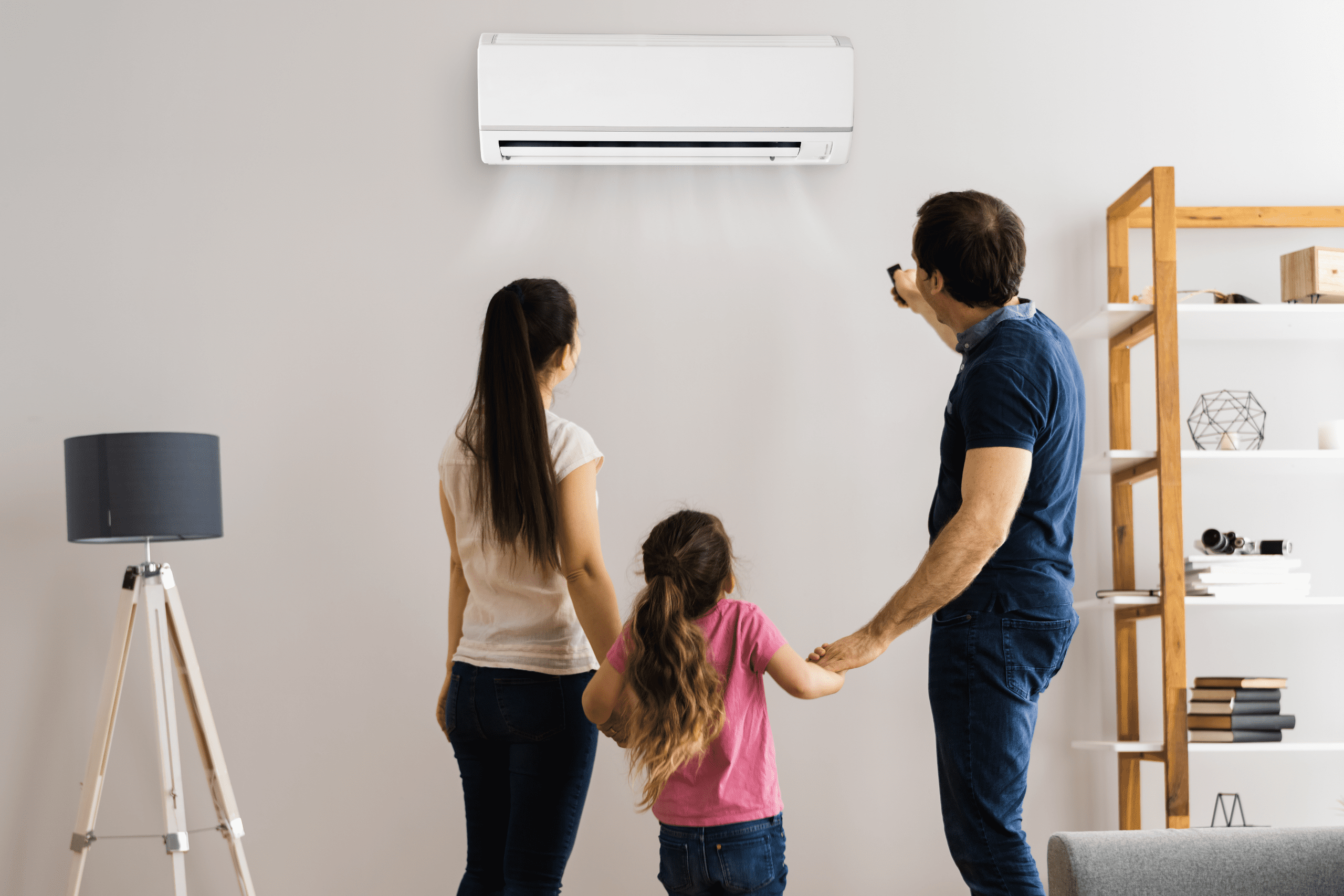 Une famille heureuse profitant de sa nouvelle climatisation
